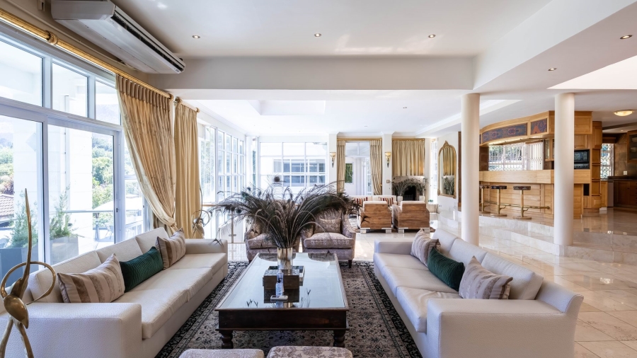 7 Bedroom Property for Sale in Constantia Western Cape